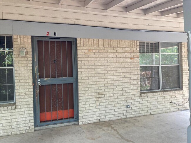 Foto del edificio - 2401 Ventura Dr