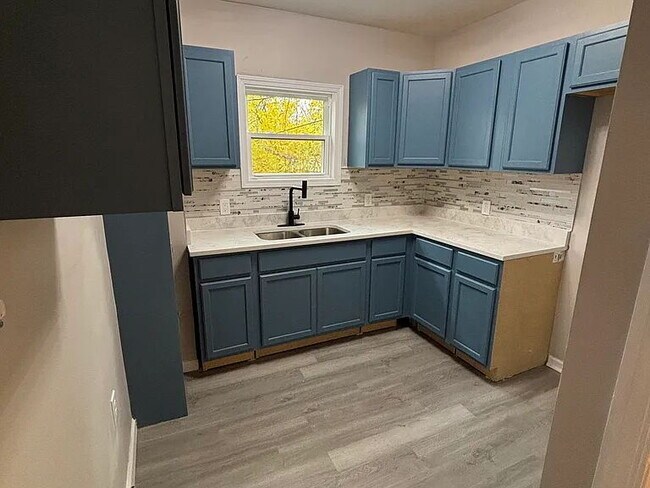 Foto del edificio - Freshly Reconditioned 3-Bed Home in Gary!