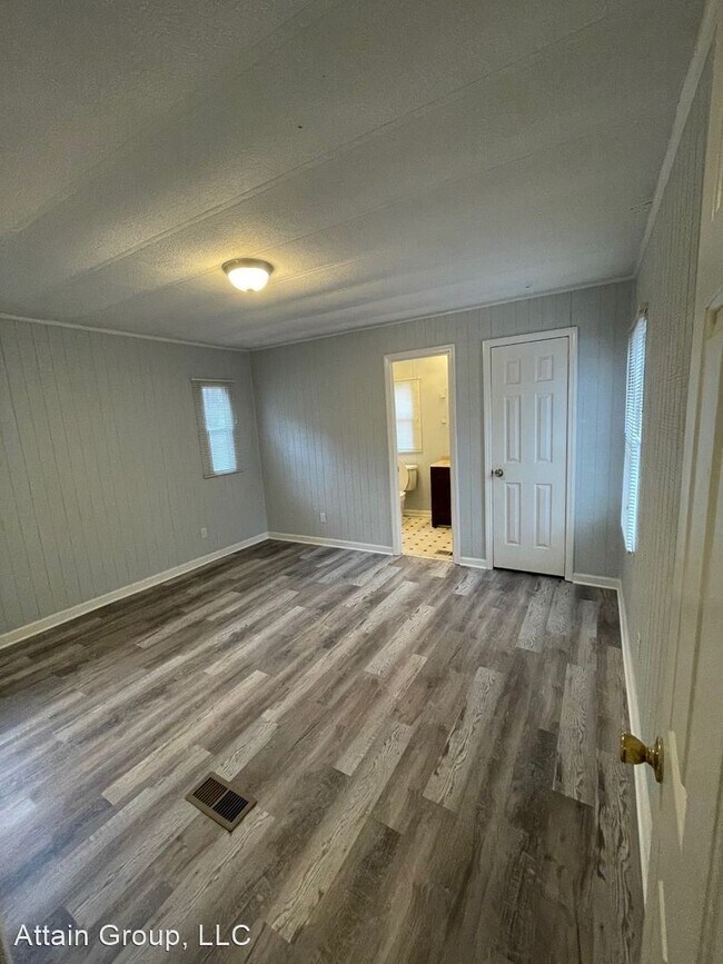 Building Photo - 2 br, 2 bath House - 4349 Hicks Road