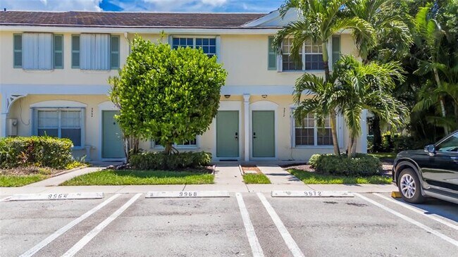 Building Photo - 9968 NW 57th Manor
