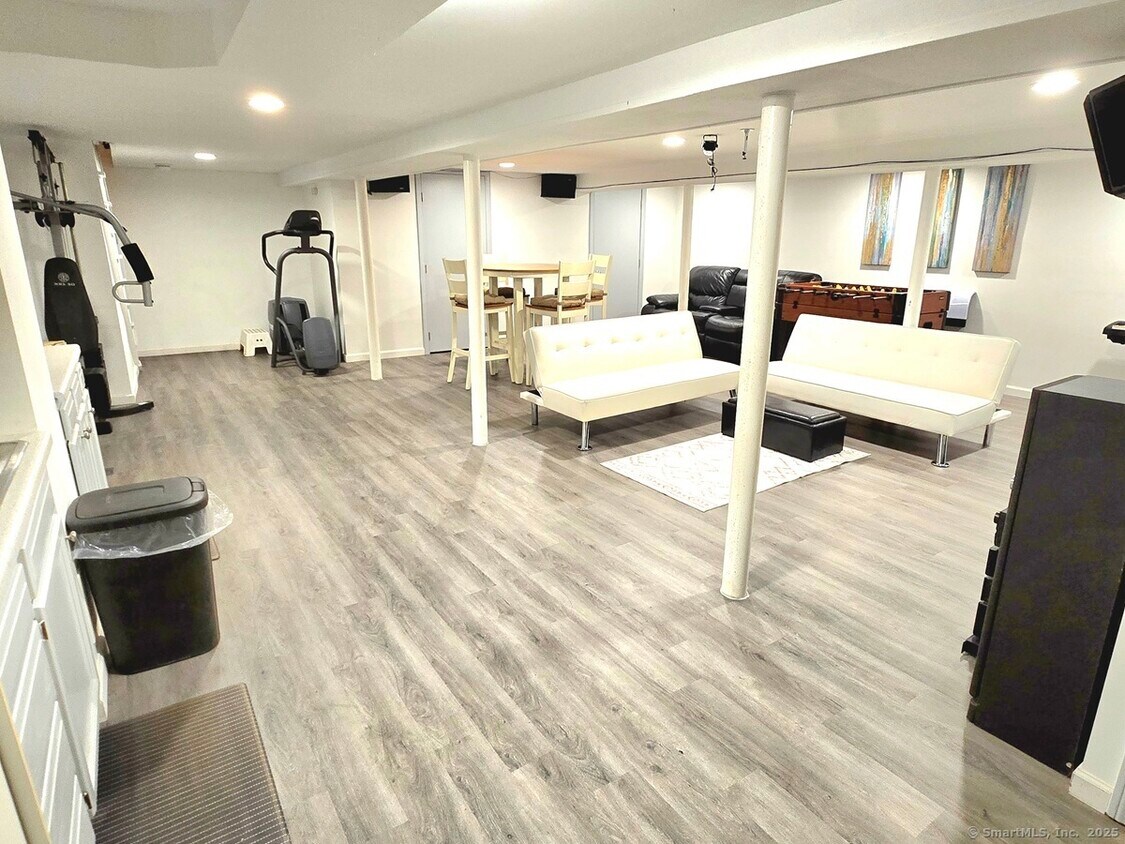 Foto principal - 196 Ridgewood Rd