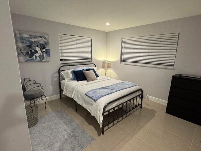 Foto del edificio - 2941 Angler Dr