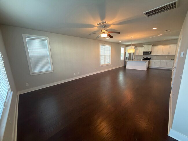 Foto del edificio - 792 Cottage Park Dr