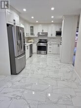 Building Photo - 236 Langlaw Dr