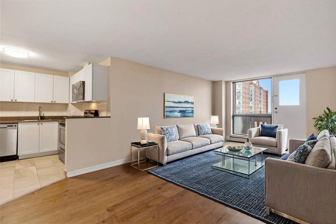 Primary Photo - The Woodbine