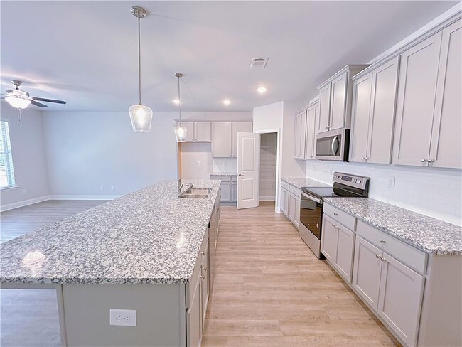 Building Photo - 2610 Mills Bend