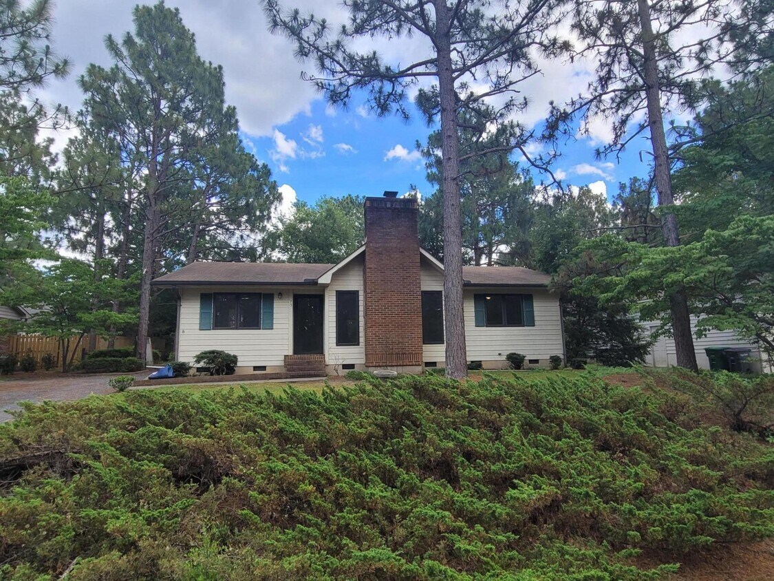 75 Sawmill Rd E, Pinehurst, NC 28374 House Rental in Pinehurst, NC