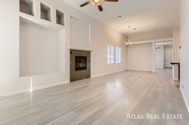 Building Photo - 9121 Little Horse Ave