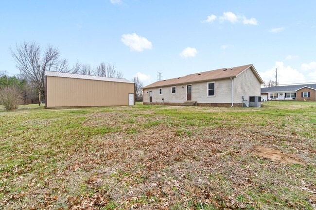 Building Photo - Nice home located next to Fort Campbell- COMING SOON!!!!