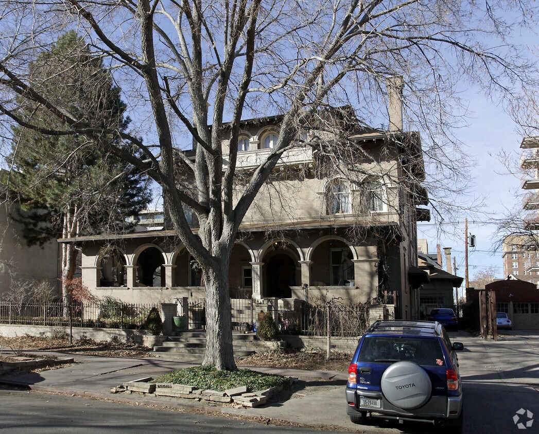 Primary Photo - 945 Pennsylvania St