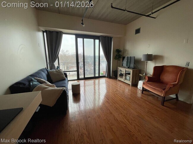 Foto del edificio - 101 Curry Ave