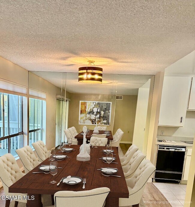 Foto del edificio - 286 Oak Leaf Dr