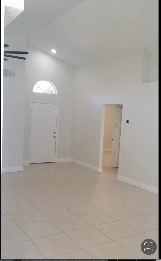 Foto del edificio - 10656 Leader Ln