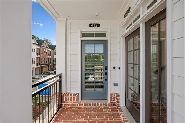 Building Photo - 432 Burton Dr