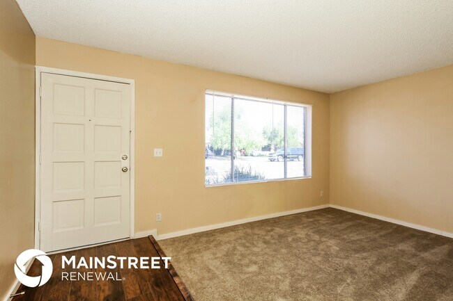 Foto del edificio - 2345 W Sunnyside Ave