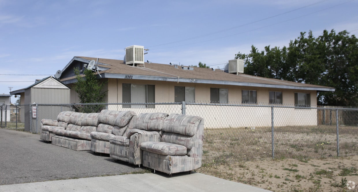Primary Photo - 18262 Cherimoya Rd