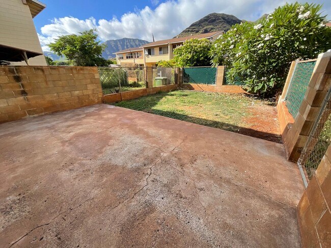 Foto del edificio - 3 Bedroom, 1.5 Bath, 2 Assigned Parking, P...