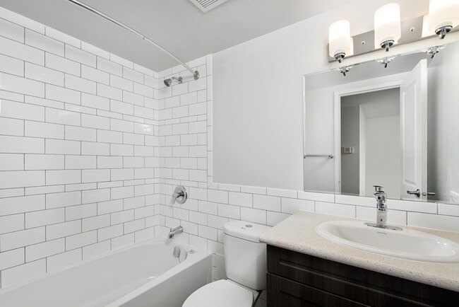 Photo du bâtiment - 3480 Havenwood Drive