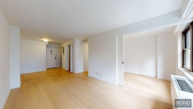 Building Photo - 222 E 39th St