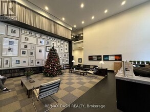 Building Photo - 438 King St W