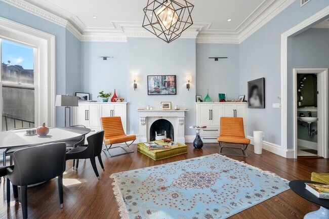 Building Photo - 28 Marlborough St
