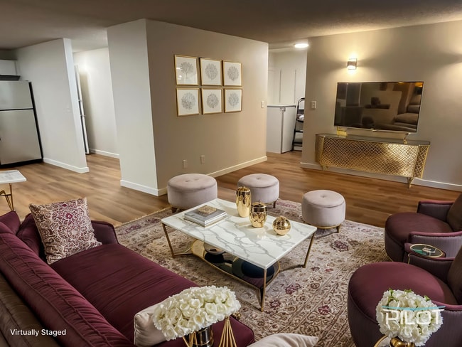 Spacious and Modern 1 Bedroom Located near... - Spacious and Modern 1 Bedroom Located near... Apartment