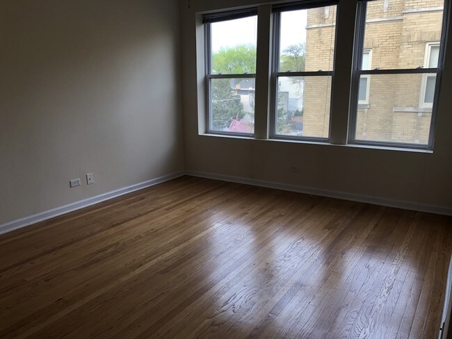 Foto del edificio - 4128-34 W. Addison St. / 3601-03 N. Kedval...