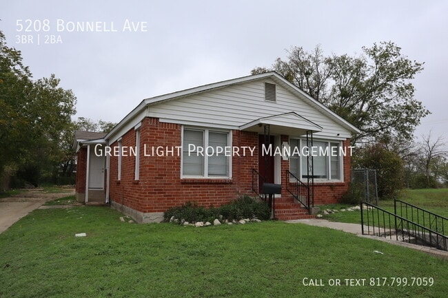 Building Photo - 5208 Bonnell Ave