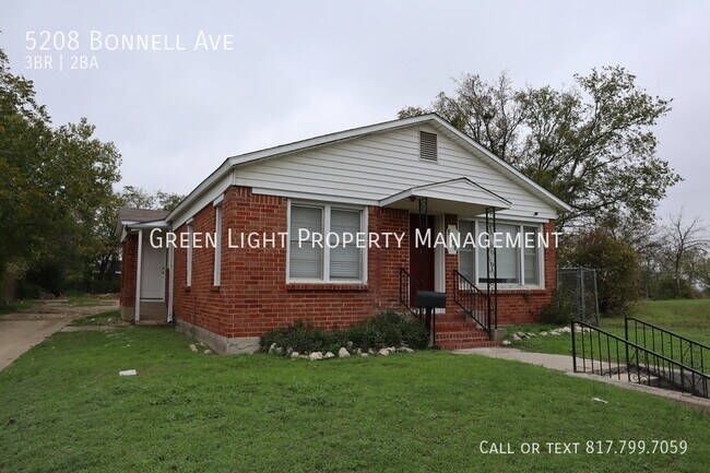Foto del edificio - 5208 Bonnell Ave