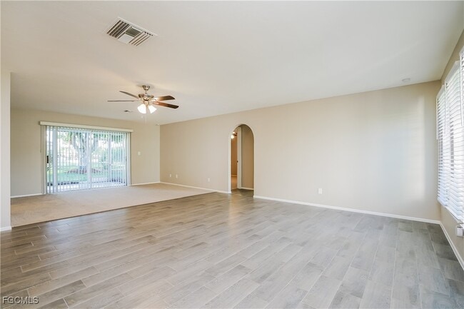 Foto del edificio - 1707 SE 8th St