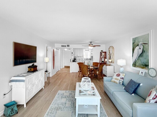 Foto del edificio - 4775 Cove Cir