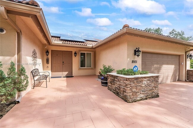 Foto del edificio - 8931 NW 55th Pl