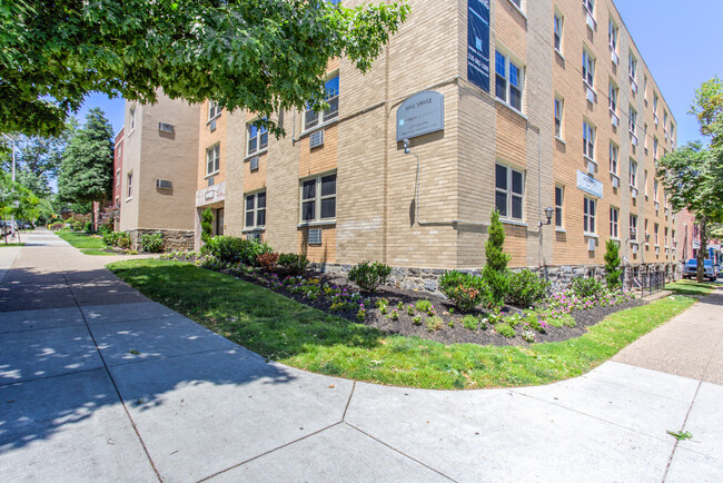 Building Photo - Campus Apartments