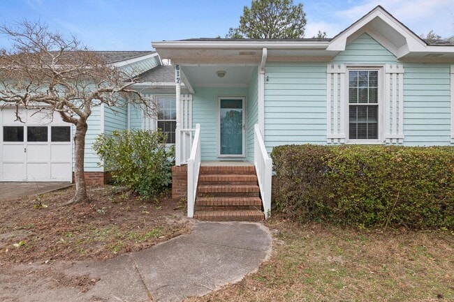 Photo - 617 Fitzgerald Dr House