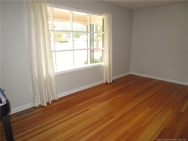 Foto del edificio - 2516 Cumberland Rd