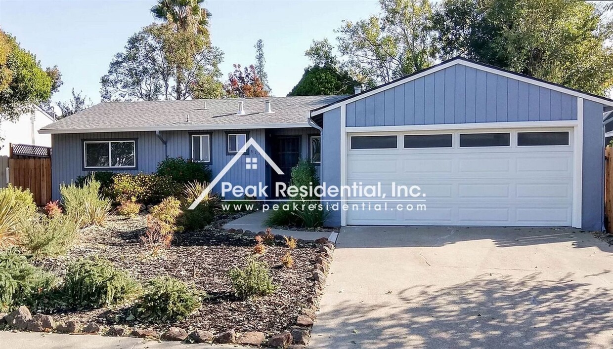 Primary Photo - 3 br, 2 bath House - 3178 Claudia Dr