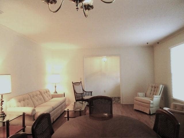 Primary Photo - 116 Cooper Dr