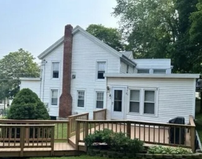 Building Photo - 18 Melrose Valley Falls Rd