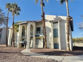 Building Photo - 4744 W Sand Creek Ave