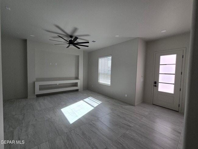 Building Photo - 13645 Keighly St