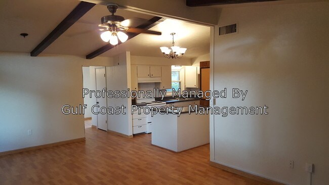 Building Photo - 3407 31st St W