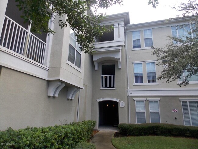 Foto del edificio - 1001 Monument Rd