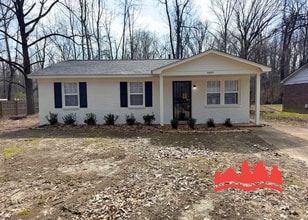 Building Photo - 3627 Royal Wood Dr