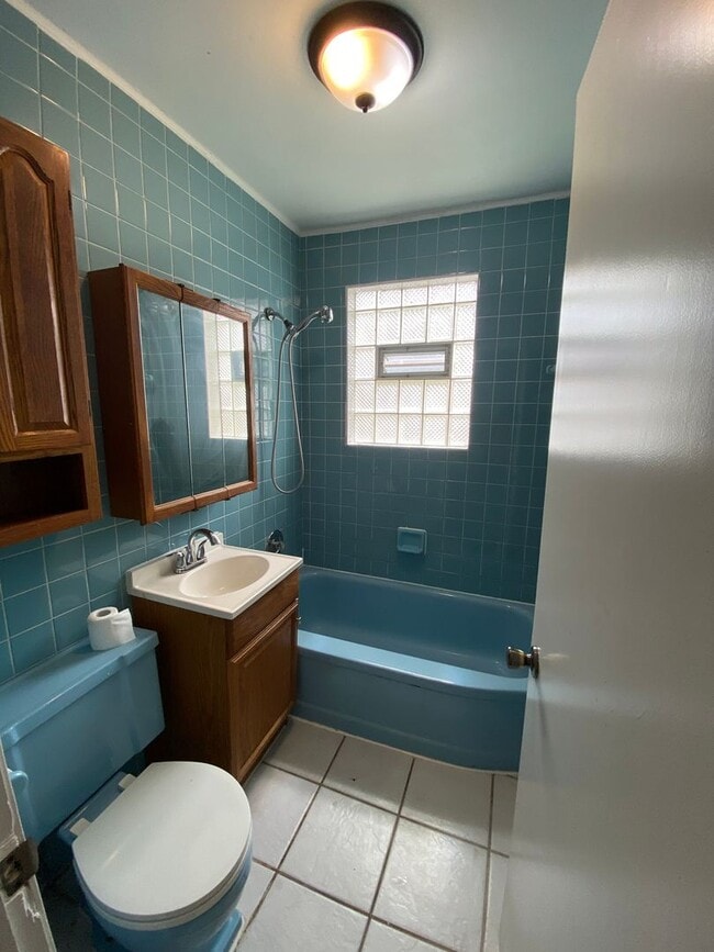 Building Photo - 12535 Ada St