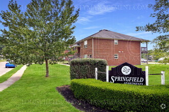 Building Photo - 300 Keeneland Dr