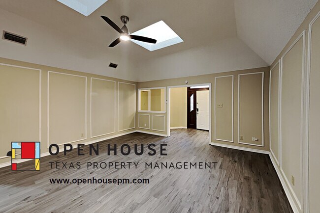 Building Photo - 3910 Meadow Dr Grapevine