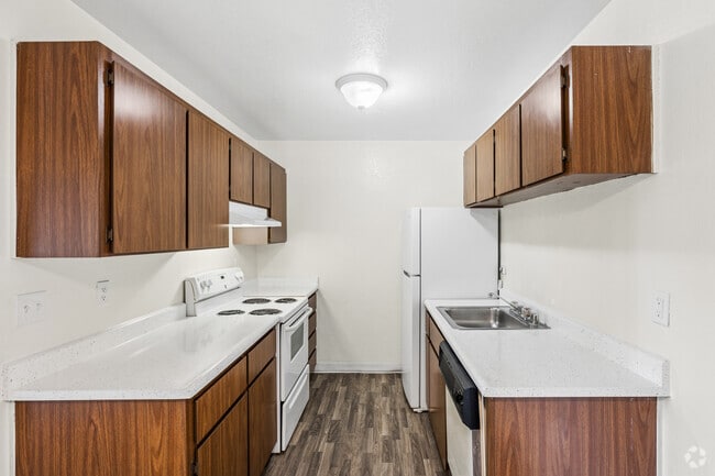 1BR, 1BA - 610SF - Kitchen - Esper