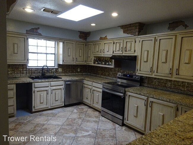 Foto del edificio - 3 br, 2 bath House - 4660 Lemonwood
