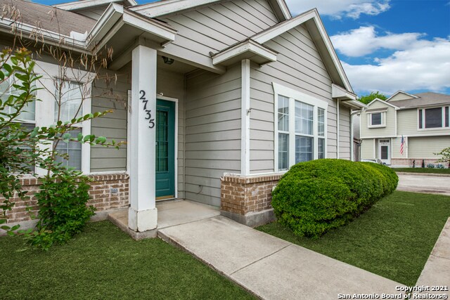Foto del edificio - 2735 Crown Hollow