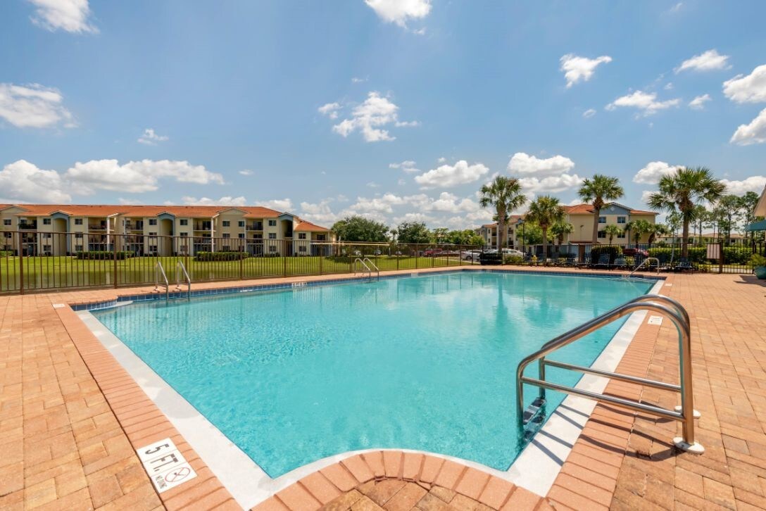 Tuscan Isle Apartments Apartments 8650 Weir Dr Naples, FL